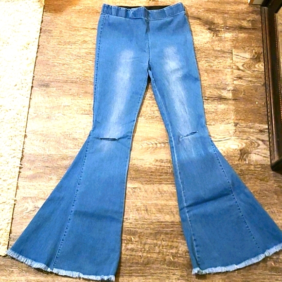 Vici Denim - NWOT Vici flare jeans